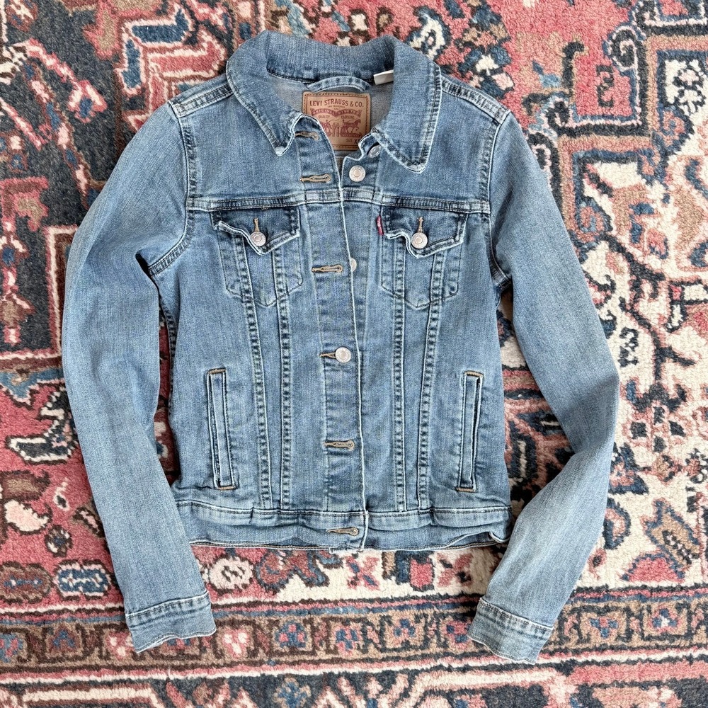 Levi's Women's Original Trucker Jacket‎ - Light Wash Denim - Size XS